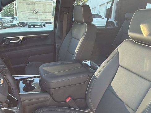 New 2026 Chevrolet Tahoe Premier w/ Sun And Tow Package RWD image 15