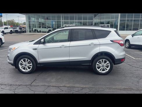 Used 2018 Ford Escape SEL AWD/4WD image 5