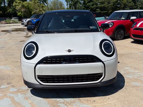 Used 2026 MINI Cooper 4-Door Hardtop FWD image 2