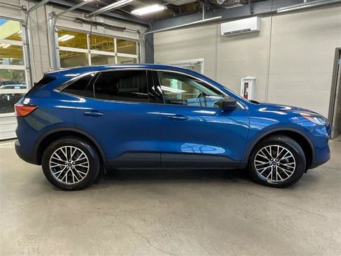 Used 2022 Ford Escape SE w/ Convenience Package image 6