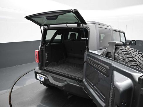 Used 2023 Ford Bronco Wildtrak AWD/4WD image 28