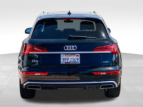 Certified 2024 Audi Q5 e Premium w/ Convenience Package AWD/4WD image 7