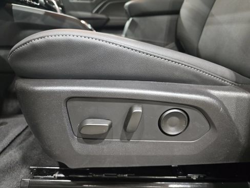 New 2026 GMC Canyon Elevation w/ Convenience Package RWD image 29