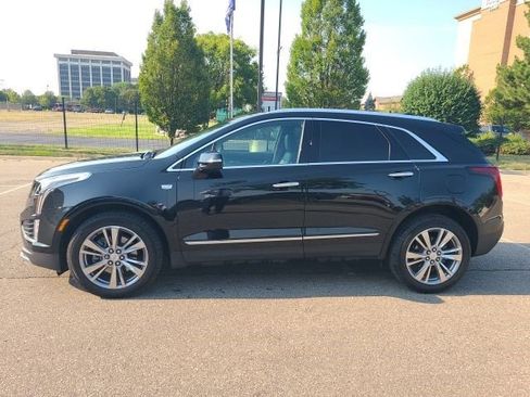 Certified 2023 Cadillac XT5 Premium Luxury AWD/4WD image 3