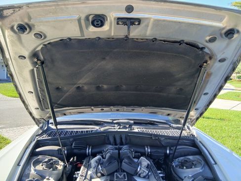 Used 2008 Rolls-Royce Phantom Drophead Coupe image 26