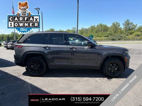 Used 2024 Jeep Grand Cherokee Altitude AWD/4WD image 6