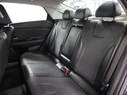 Used 2022 Hyundai Elantra Limited FWD image 35