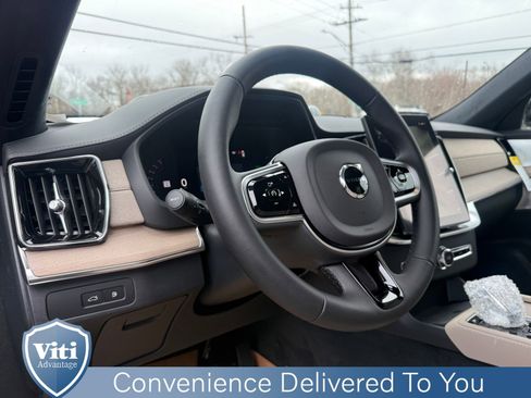 New 2026 Volvo XC90 T8 Ultra w/ Lounge Package AWD/4WD image 12