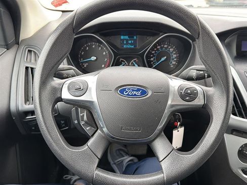 Used 2012 Ford Focus SE image 11