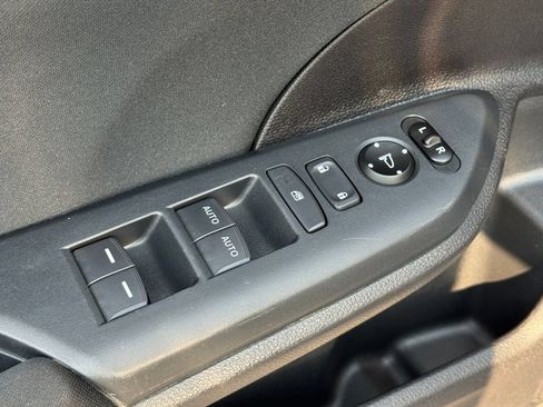 Used 2020 Honda Civic EX image 17