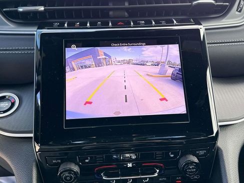New 2025 Jeep Grand Cherokee Altitude RWD image 19