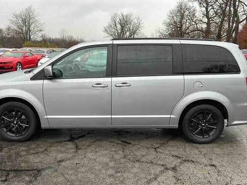 Used 2019 Dodge Grand Caravan GT FWD image 6