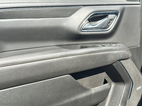 Used 2022 GMC Yukon AT4 w/ Max Trailering Package image 16