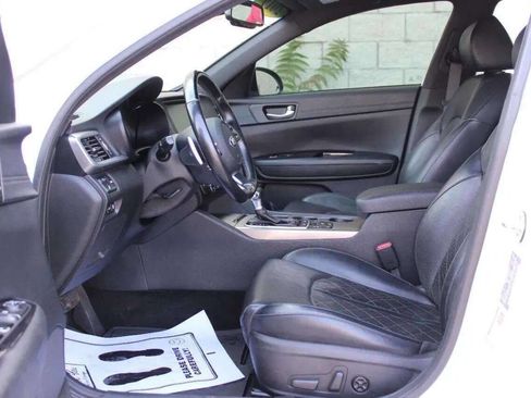 Used 2019 Kia Optima SX w/ SX Limited (Black) Package image 10