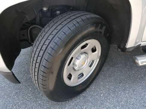 Used 2018 Chevrolet Colorado W/T RWD image 27