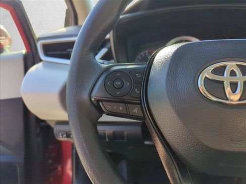 Certified 2020 Toyota Corolla LE image 17