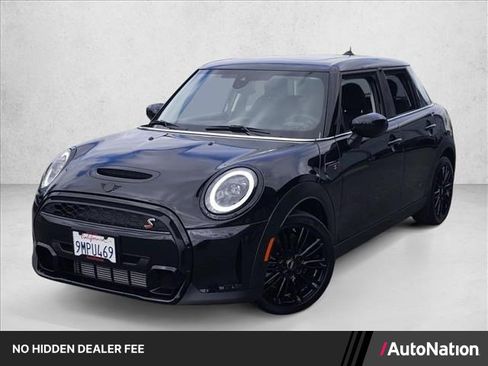 Used 2024 MINI Cooper S FWD image 1