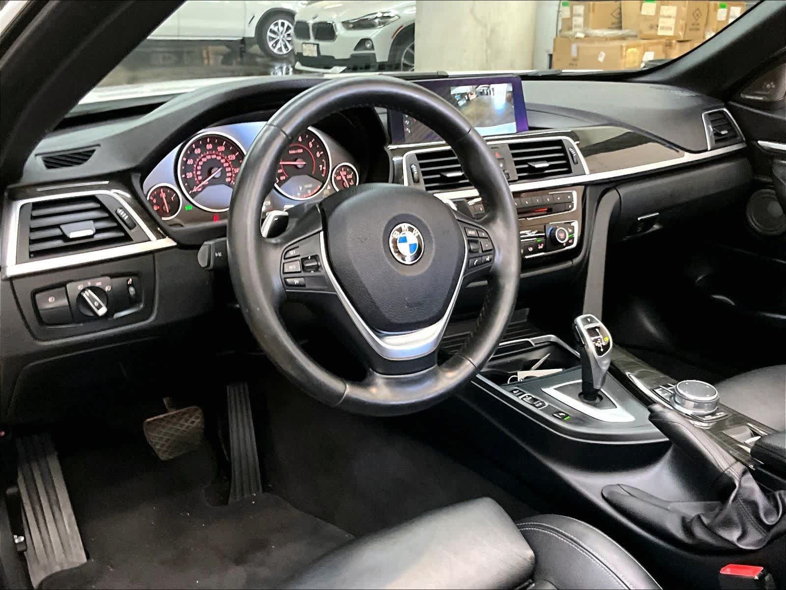 Used 2019 BMW 440i Convertible RWD image 16