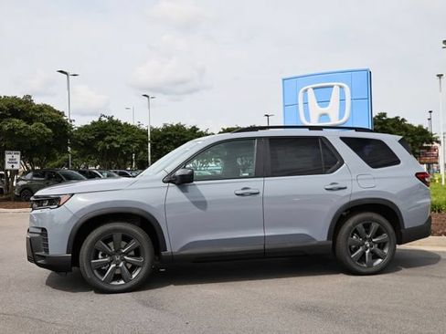 New 2026 Honda Pilot Sport image 6
