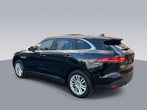 Used 2020 Jaguar F-PACE Prestige image 5