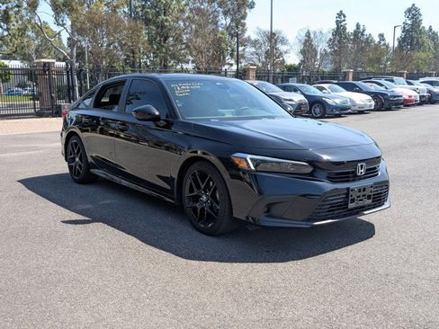 Used 2024 Honda Civic Sport image 4