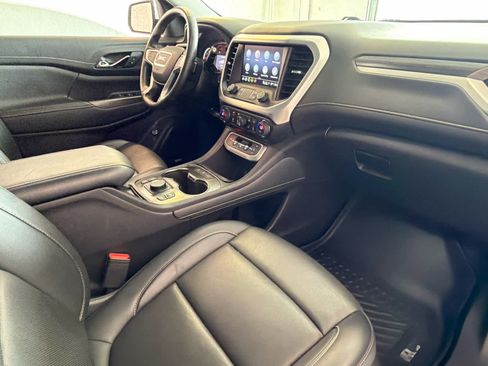 Used 2023 GMC Acadia SLT FWD image 27