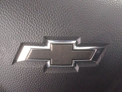 Used 2024 Chevrolet Trax RS w/ Sunroof Package image 37