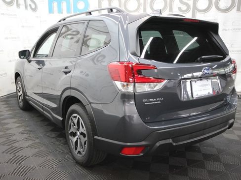 Used 2023 Subaru Forester Premium AWD/4WD image 4
