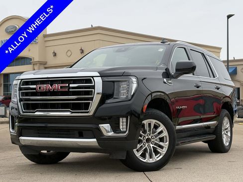 Used 2023 GMC Yukon SLT image 2