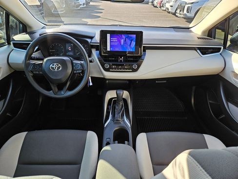 Used 2024 Toyota Corolla LE FWD image 30