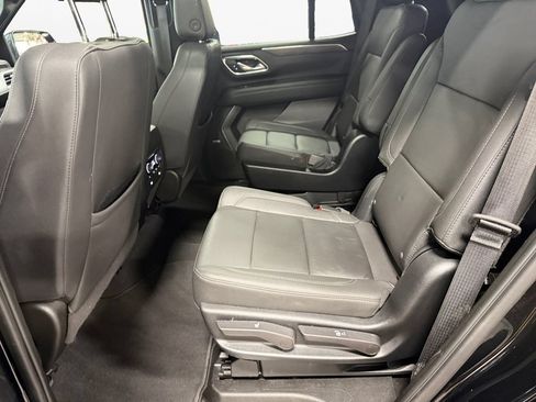 Used 2023 Chevrolet Tahoe LT w/ Luxury Package AWD/4WD image 15