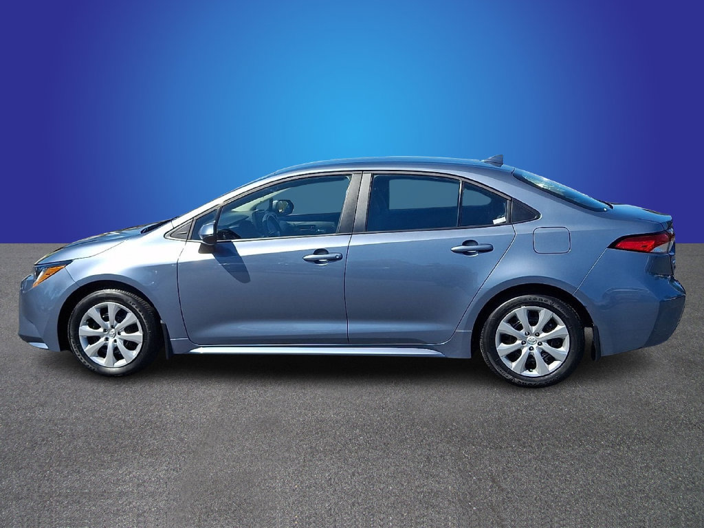 Used 2026 Toyota Corolla LE FWD image 7