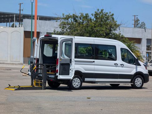 Used 2023 Ford E-Transit Medium Roof RWD image 1