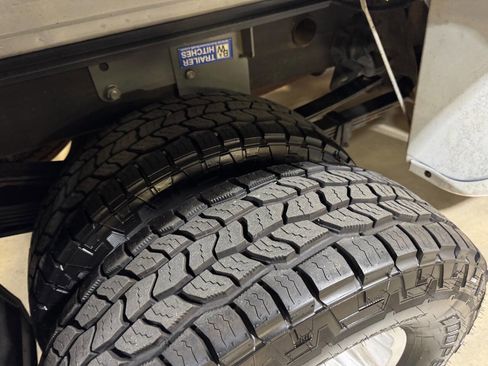 Used 2005 Chevrolet Silverado 3500 LT w/ Heavy-Duty Power Package image 59