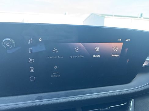 Used 2025 Buick Envista Preferred w/ Convenience I Package image 12