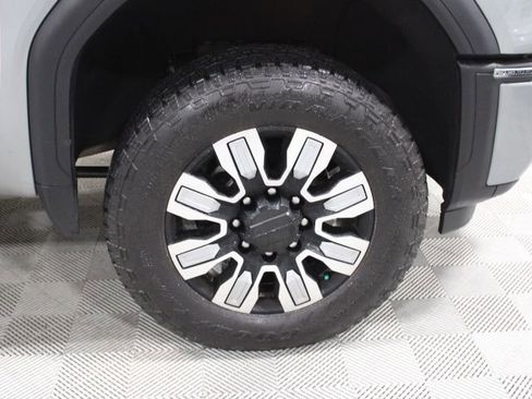 Used 2025 GMC Sierra 2500 Denali image 46