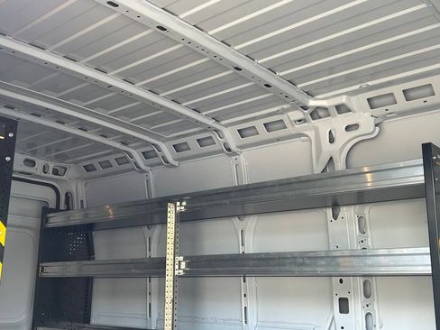 Used 2024 RAM ProMaster 2500 FWD image 12