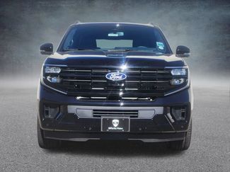 New 2027 Ford Expedition Platinum w/ Stealth Performance Package AWD/4WD video 2