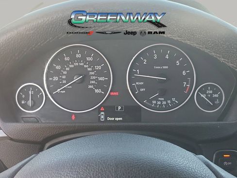 Used 2016 BMW 320i Sedan image 27