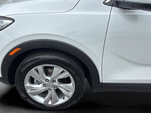 Used 2025 Buick Encore GX Preferred FWD image 35