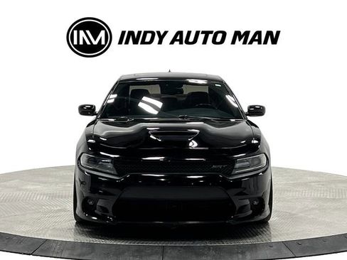 Used 2016 Dodge Charger SRT w/ Technology Group image 9