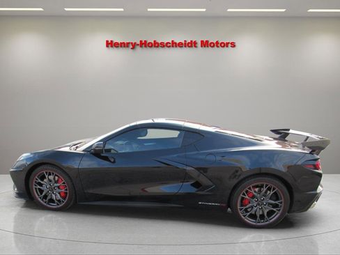 Used 2022 Chevrolet Corvette Stingray Preferred Cpe w/ Z51 Performance Package image 5
