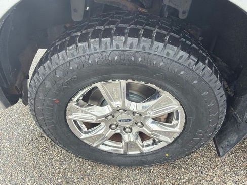 Used 2015 Ford F150 Lariat AWD/4WD image 10