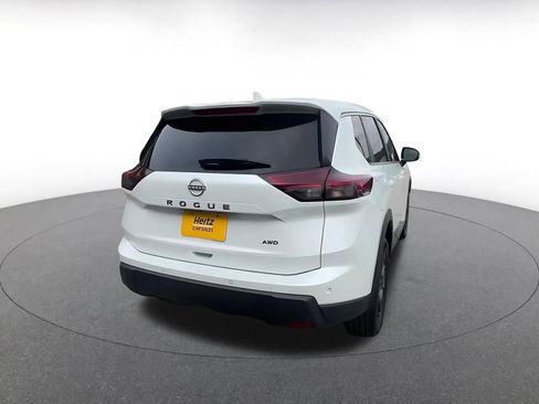 Used 2025 Nissan Rogue SV image 15