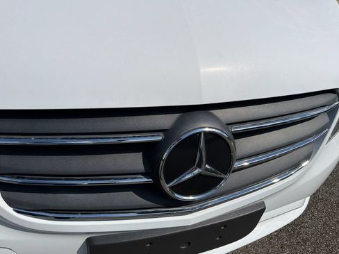 Used 2023 Mercedes-Benz Metris Passenger image 16