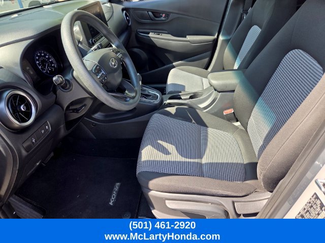 Used 2023 Hyundai Kona SE w/ Cargo Package AWD/4WD image 9