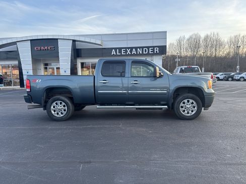 Used 2012 GMC Sierra 3500 Denali image 2