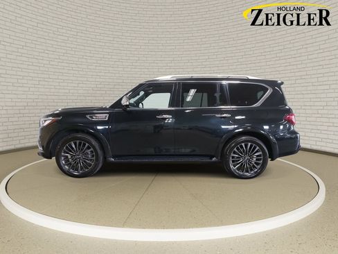 Used 2023 INFINITI QX80 Sensory w/ Cargo Package AWD/4WD image 8