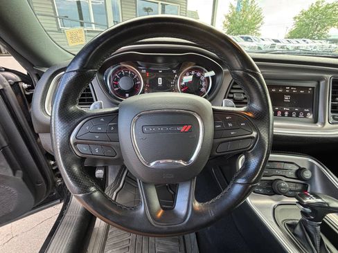 Used 2022 Dodge Challenger GT AWD/4WD image 15