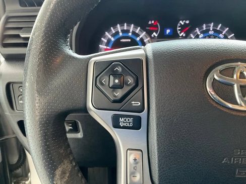 Used 2016 Toyota 4Runner Limited AWD/4WD image 10